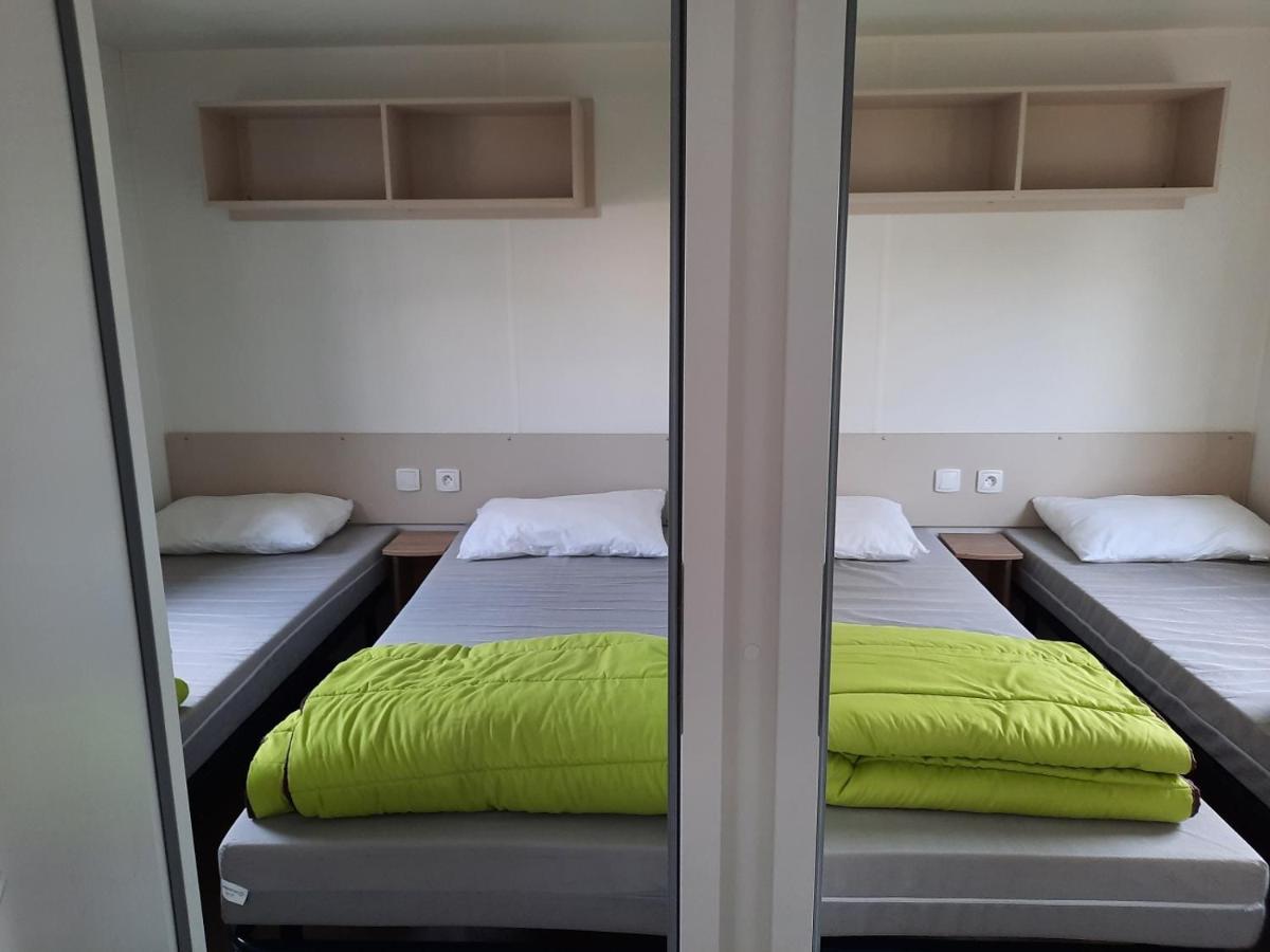 Mhvacances Louent Plusieurs Mobilhomes Dans Camping 4 Etoiles A 200M De La Plage Et Cure Thermale Canet-en-Roussillon Exterior foto